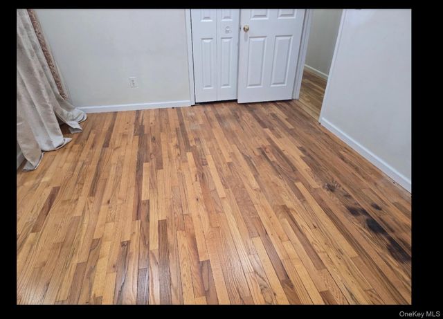 76 Harrisburg Street, Bay Shore, NY 11706