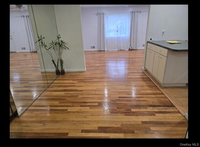 76 Harrisburg Street, Bay Shore, NY 11706