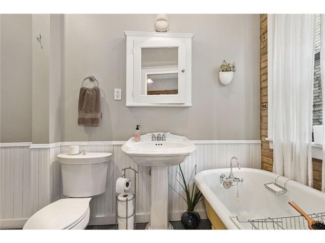 1204 Harmon Place 10, Minneapolis, MN 55403