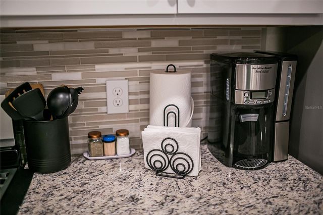 7336 OAKMOSS LOOP, Davenport, FL 33837