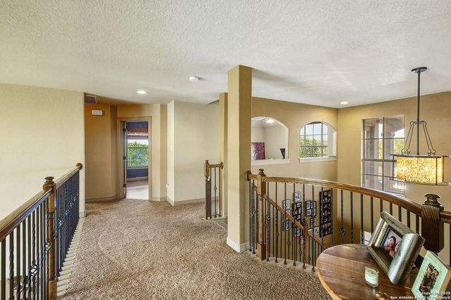 25915 Splashing Rock, San Antonio, TX 78260