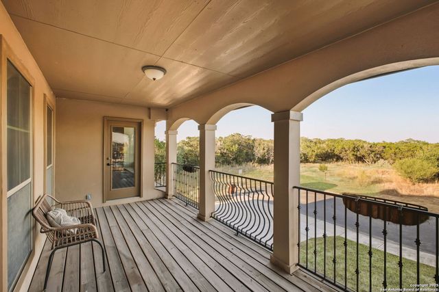 25915 Splashing Rock, San Antonio, TX 78260