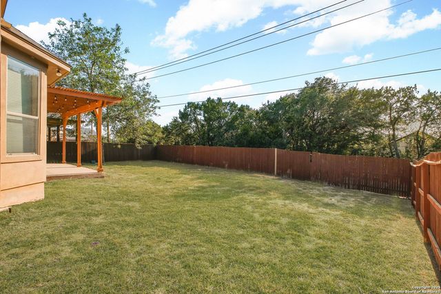 25915 Splashing Rock, San Antonio, TX 78260