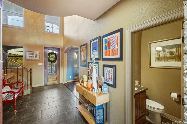 25915 Splashing Rock, San Antonio, TX 78260