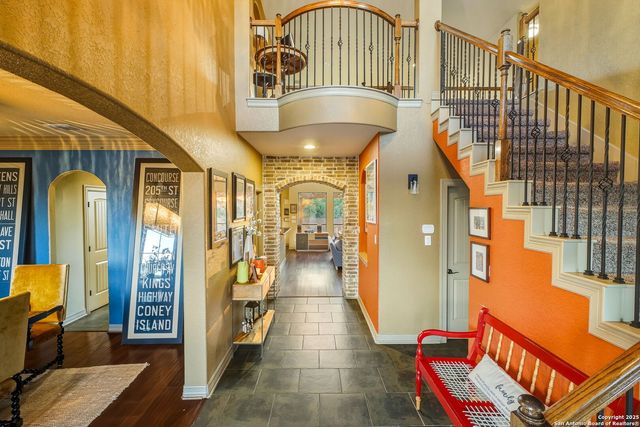 25915 Splashing Rock, San Antonio, TX 78260