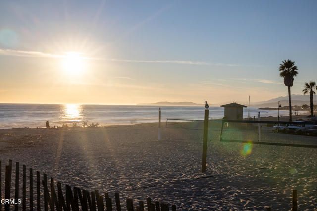 1430 Linhere Drive, Carpinteria, CA 93013