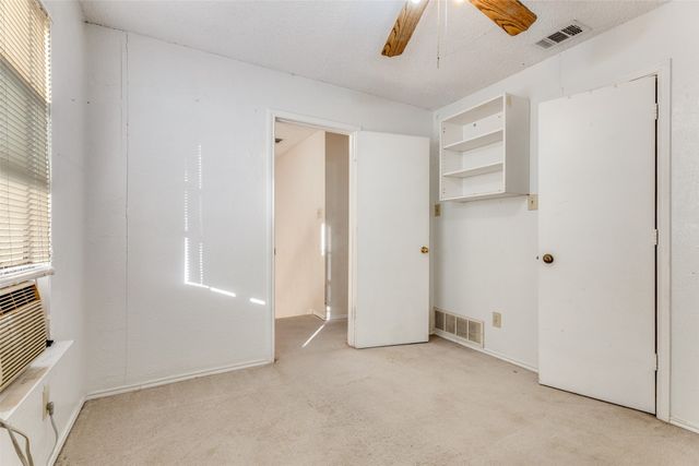 4617 Waterway Drive N, Fort Worth, TX 76137