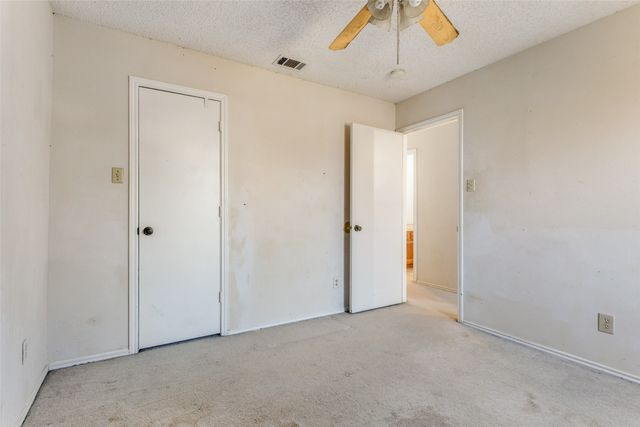 4617 Waterway Drive N, Fort Worth, TX 76137