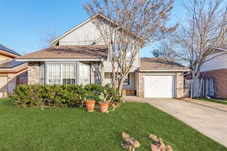 4617 Waterway Drive N, Fort Worth, TX 76137