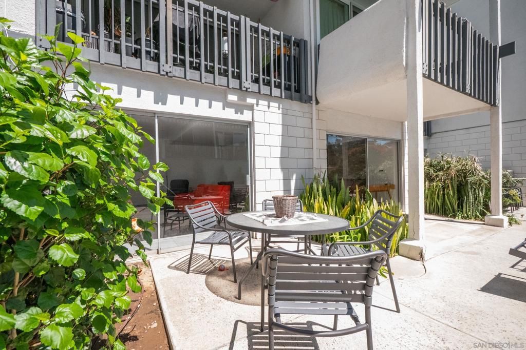 Image 44 of property listing at 727 Sapphire St 312, San Diego, CA 92109