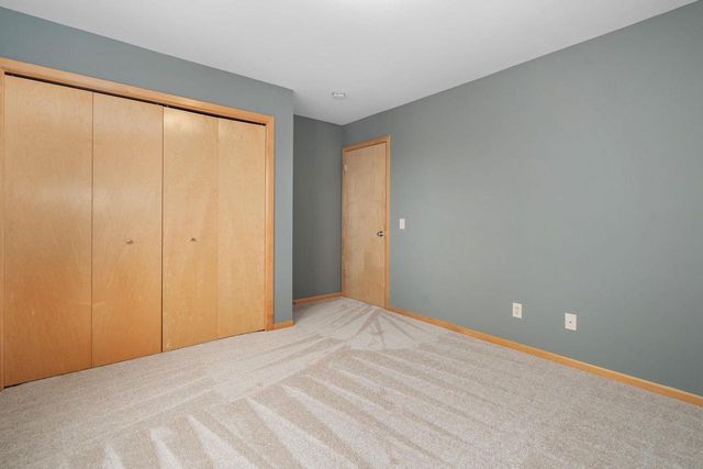 1716 Oakridge Court, Stoughton, WI 53589