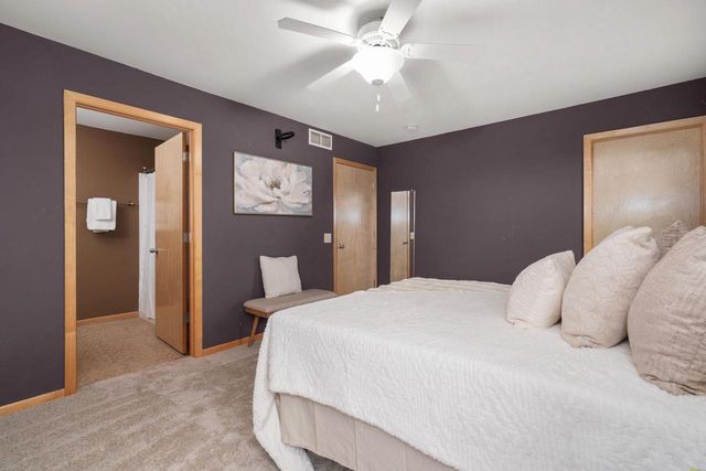 1716 Oakridge Court, Stoughton, WI 53589