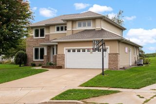 1716 Oakridge Court, Stoughton, WI 53589