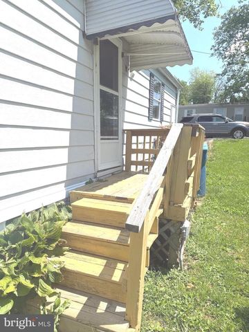 1 PENN DR, West Grove, PA 19390