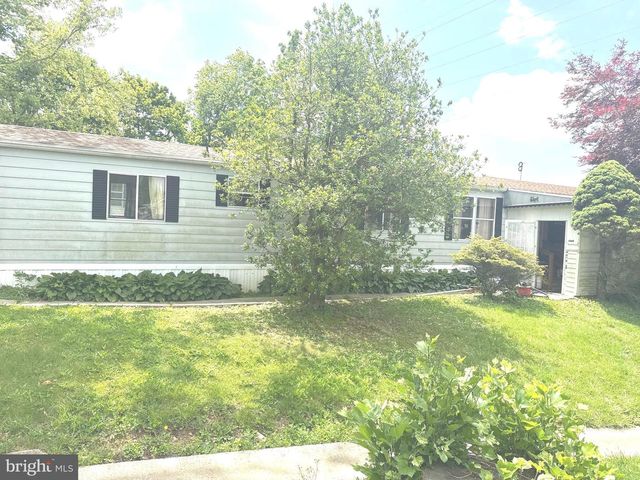 1 PENN DR, West Grove, PA 19390