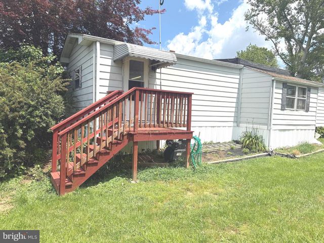 1 PENN DR, West Grove, PA 19390