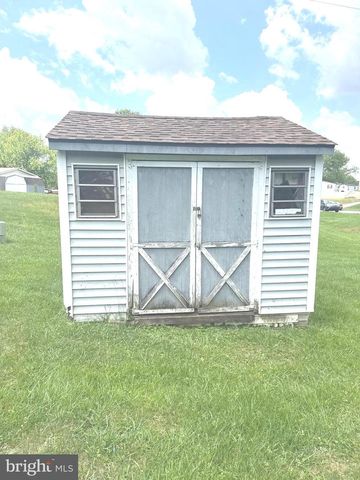 1 PENN DR, West Grove, PA 19390