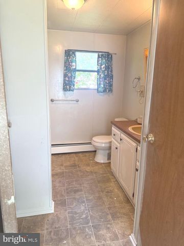 1 PENN DR, West Grove, PA 19390