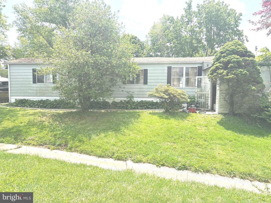 1 PENN DR, West Grove, PA 19390