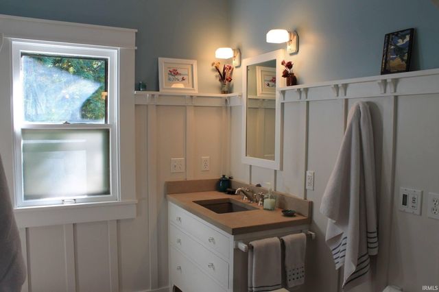 722 E University Street, Bloomington, IN 47401