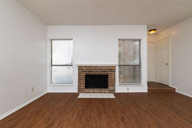 2104 Park Willow Lane A, Arlington, TX 76011