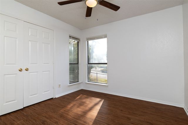 2104 Park Willow Lane A, Arlington, TX 76011