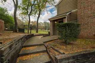 2104 Park Willow Lane A, Arlington, TX 76011