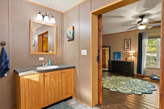 521 Hiwassee Rd, Lebanon, TN 37087