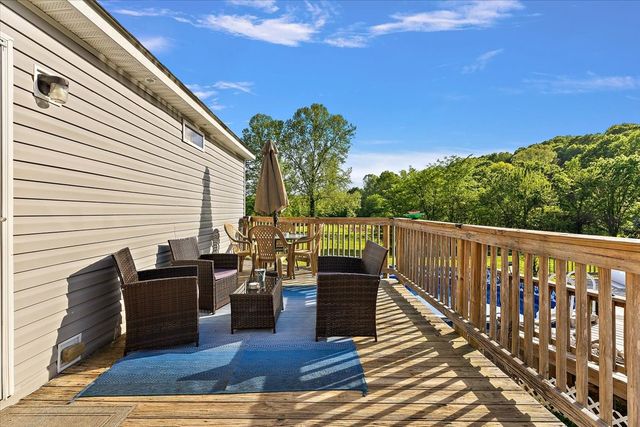 521 Hiwassee Rd, Lebanon, TN 37087