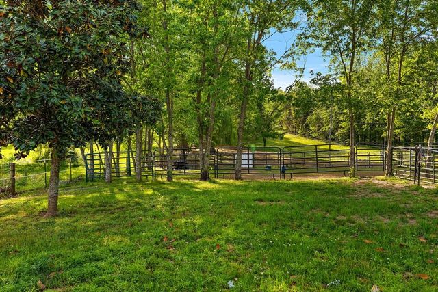 521 Hiwassee Rd, Lebanon, TN 37087