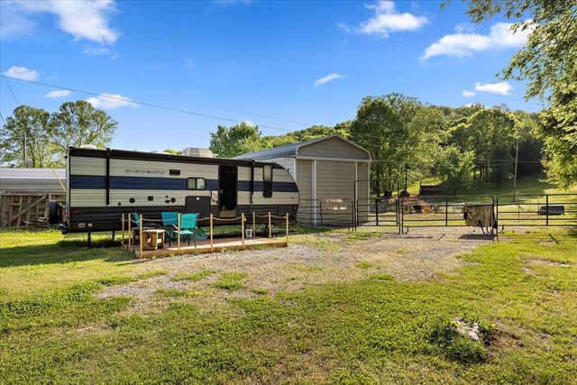 521 Hiwassee Rd, Lebanon, TN 37087