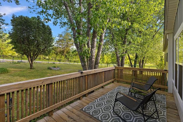 521 Hiwassee Rd, Lebanon, TN 37087