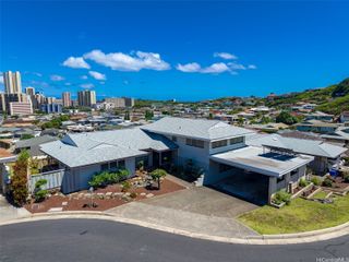 3515 Ala Haukulu Place, Honolulu, HI 96818