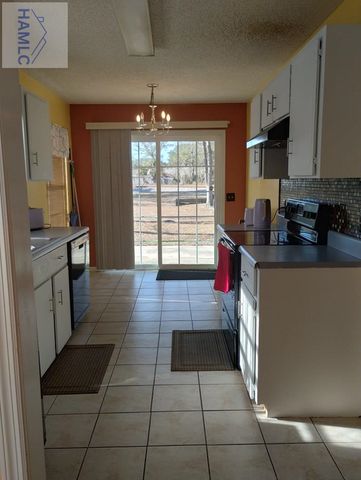 1242 Dhurahn Drive, Hinesville, GA 31313