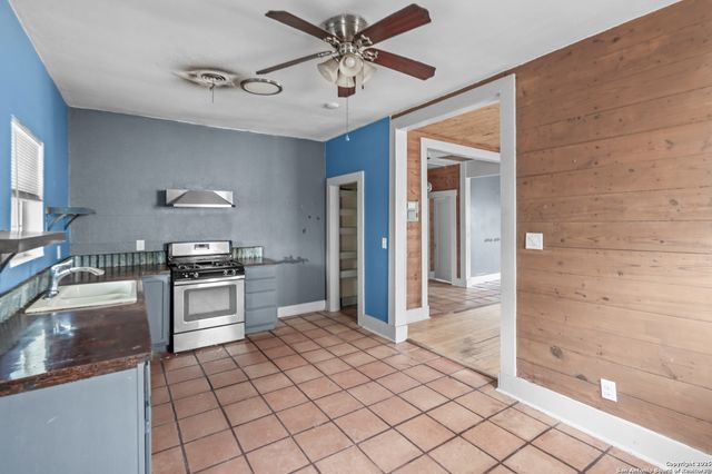 125 Jeffrey, San Antonio, TX 78201