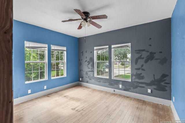 125 Jeffrey, San Antonio, TX 78201