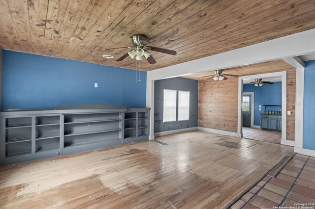 125 Jeffrey, San Antonio, TX 78201