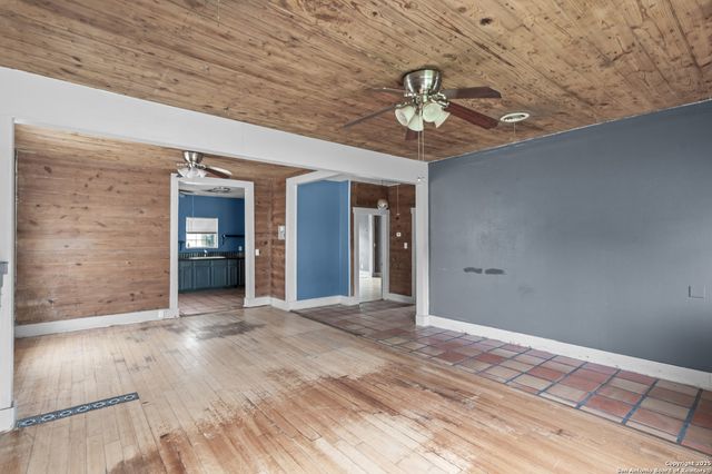 125 Jeffrey, San Antonio, TX 78201