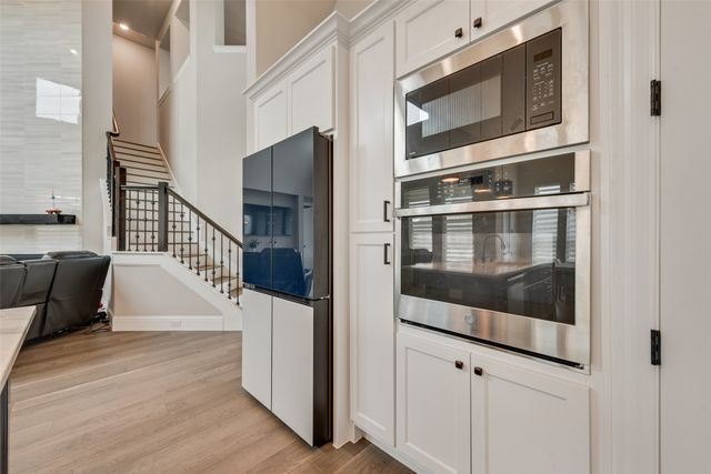 7108 Woodside Drive, Argyle, TX 76226