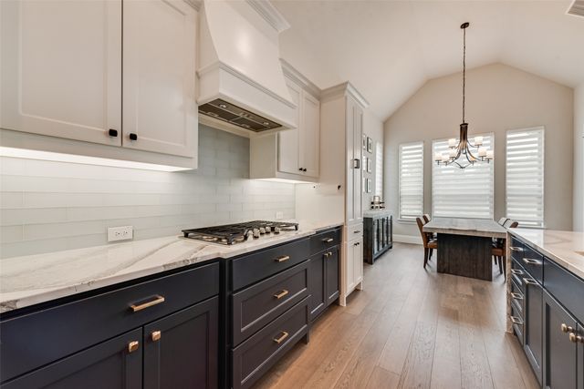 7108 Woodside Drive, Argyle, TX 76226