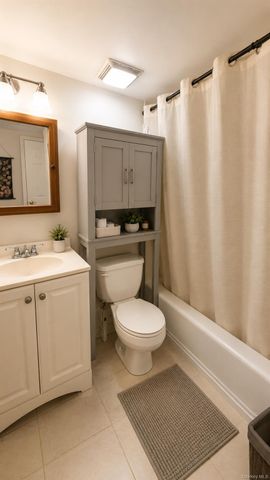 18016 Wexford Terrace 2B, Jamaica Estates, NY 11432