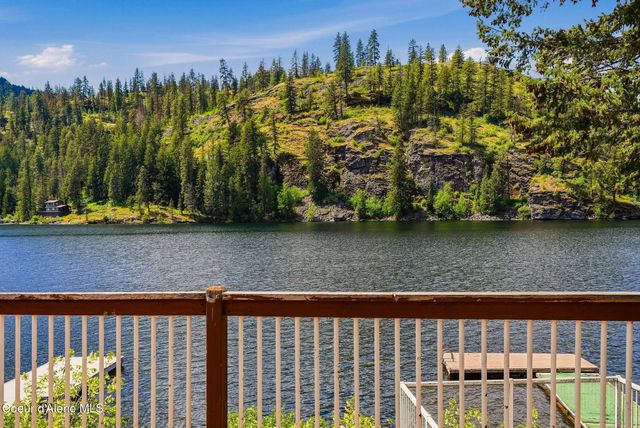 24305 N Lakeview Blvd, Rathdrum, ID 83858