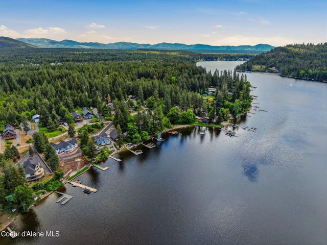 24305 N Lakeview Blvd, Rathdrum, ID 83858