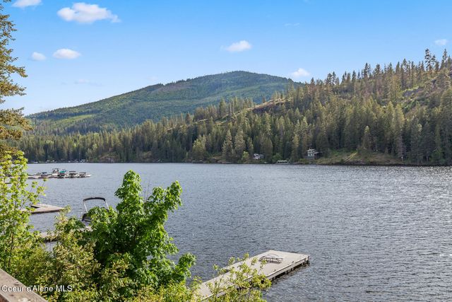 24305 N Lakeview Blvd, Rathdrum, ID 83858