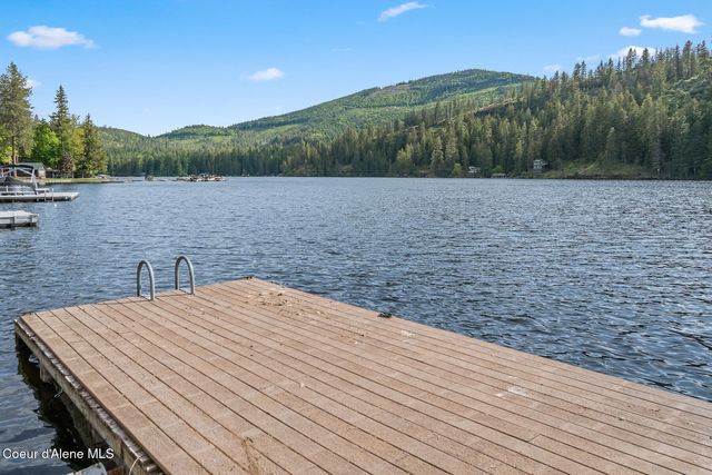 24305 N Lakeview Blvd, Rathdrum, ID 83858