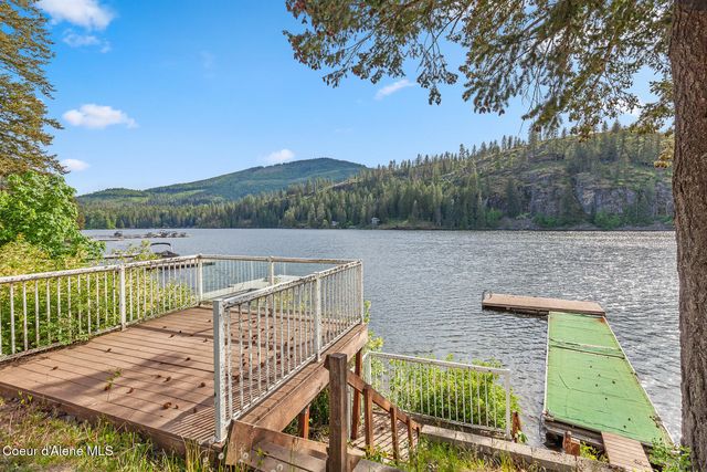24305 N Lakeview Blvd, Rathdrum, ID 83858