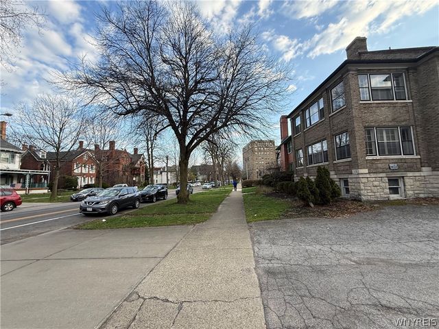 130 Linwood Avenue, Buffalo, NY 14209
