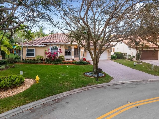 10361 NW 54th Place, Coral Springs, FL 33076