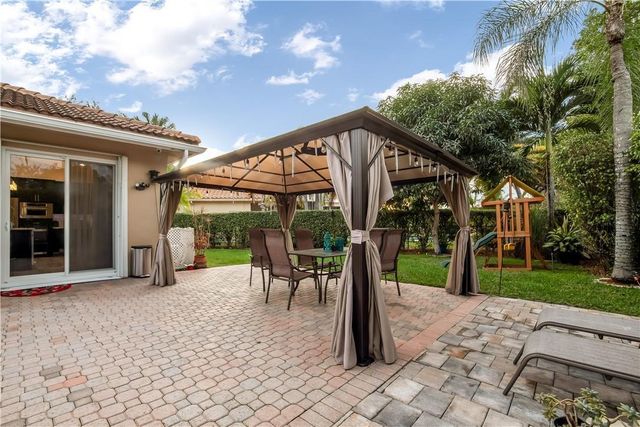 10361 NW 54th Place, Coral Springs, FL 33076