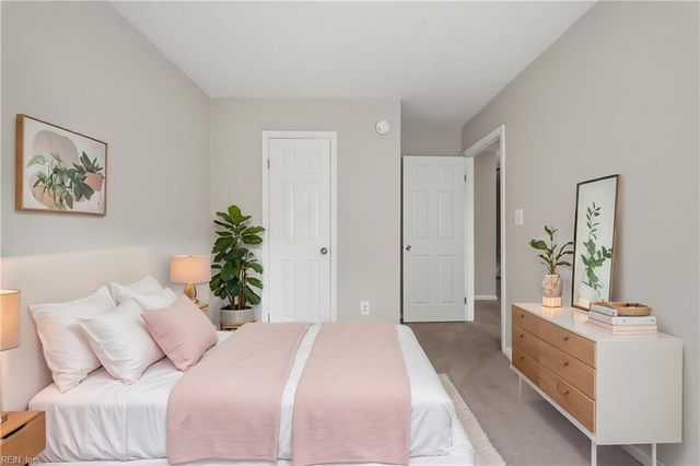 5661 Campus DR, Virginia Beach, VA 23462